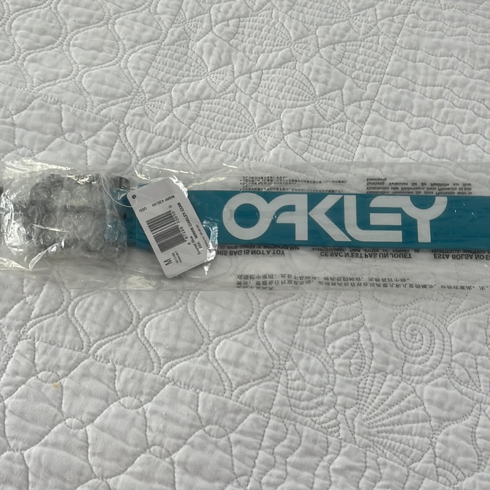 Oakley belt
